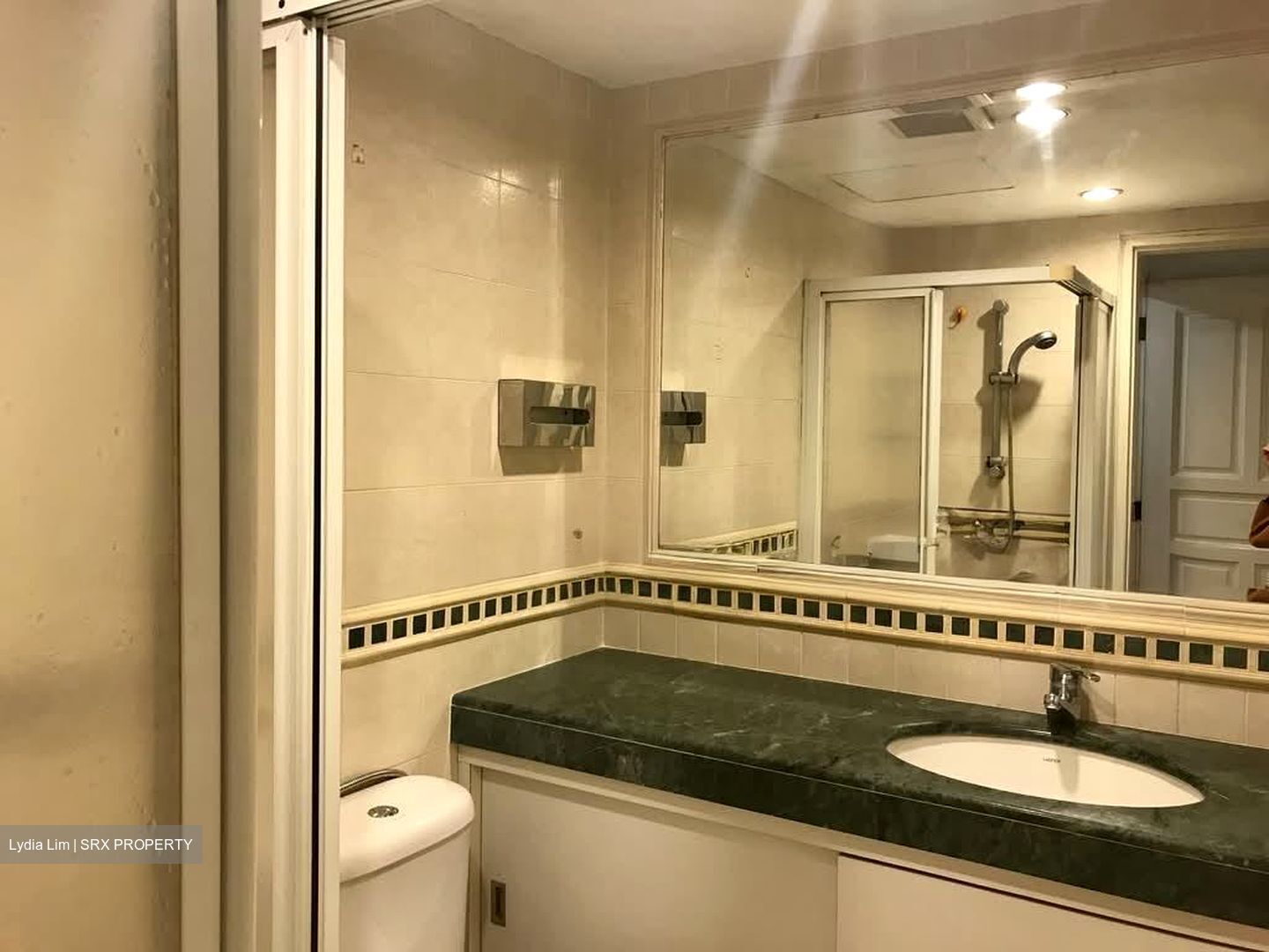 International Plaza (D2), Apartment #529220031